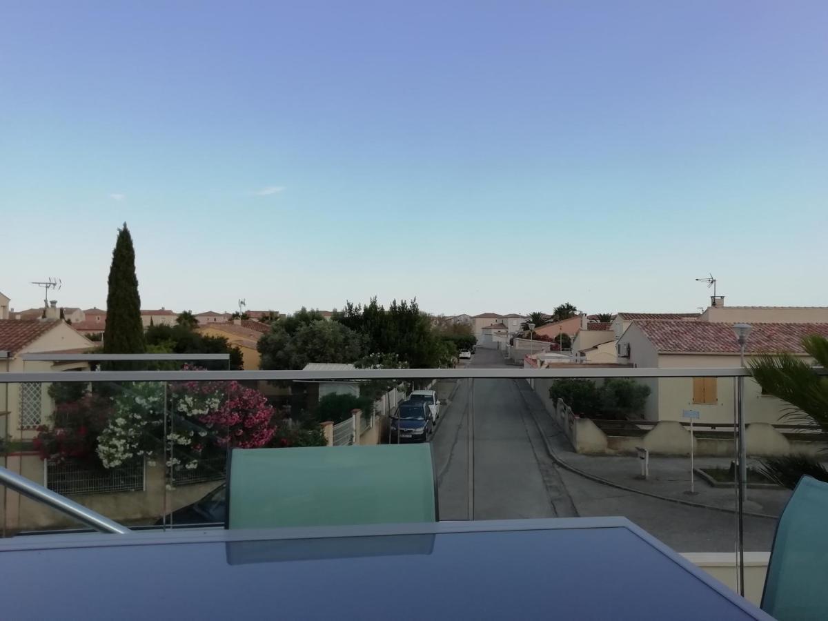 Appartement Au Dessus De La Maison Du Saunier ซาแลง-เดอ-ชิโรด์ ภายนอก รูปภาพ